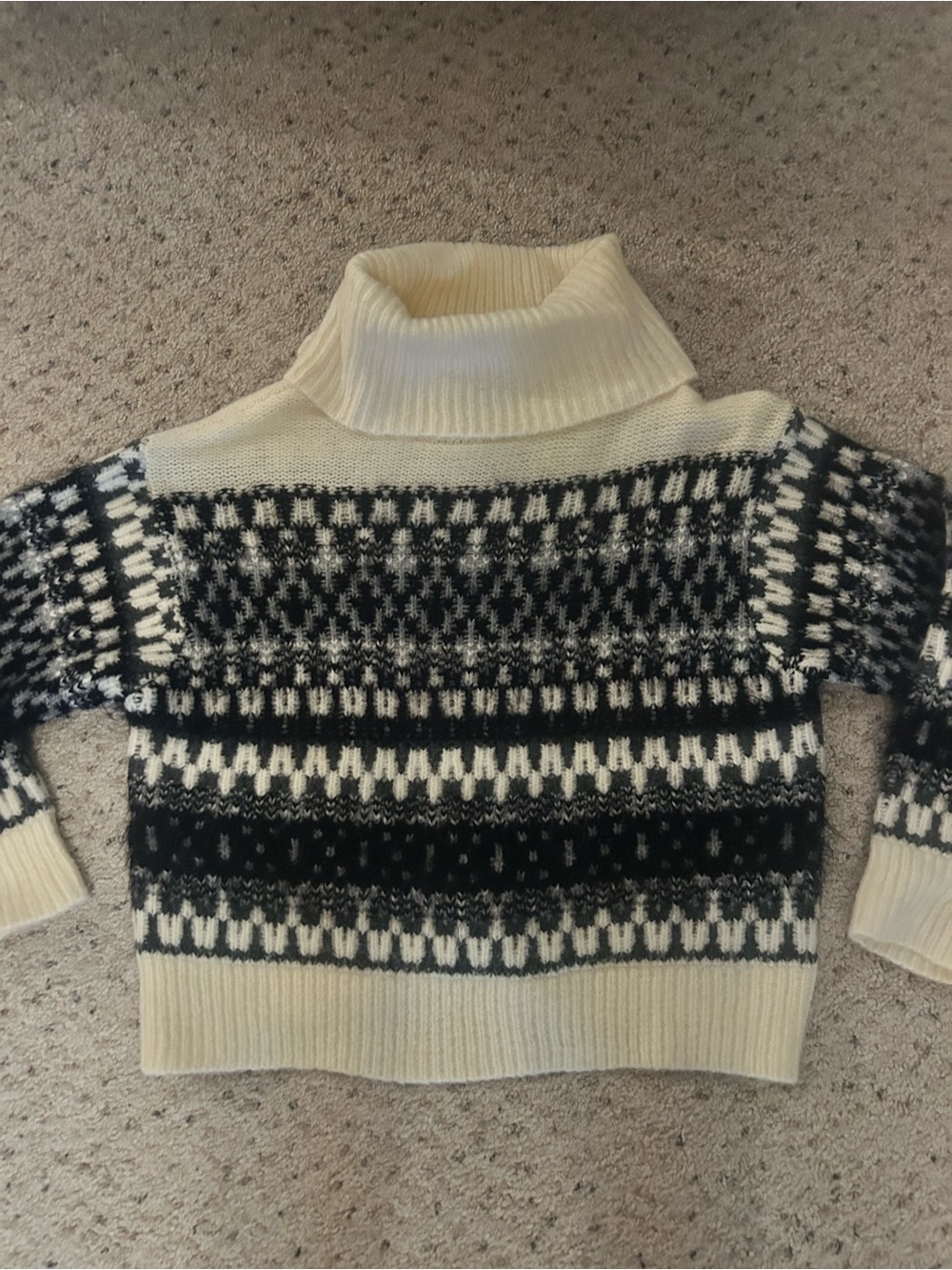 Universal Thread Cream and Black Fair Isle Turtleneck Sweater CUTE